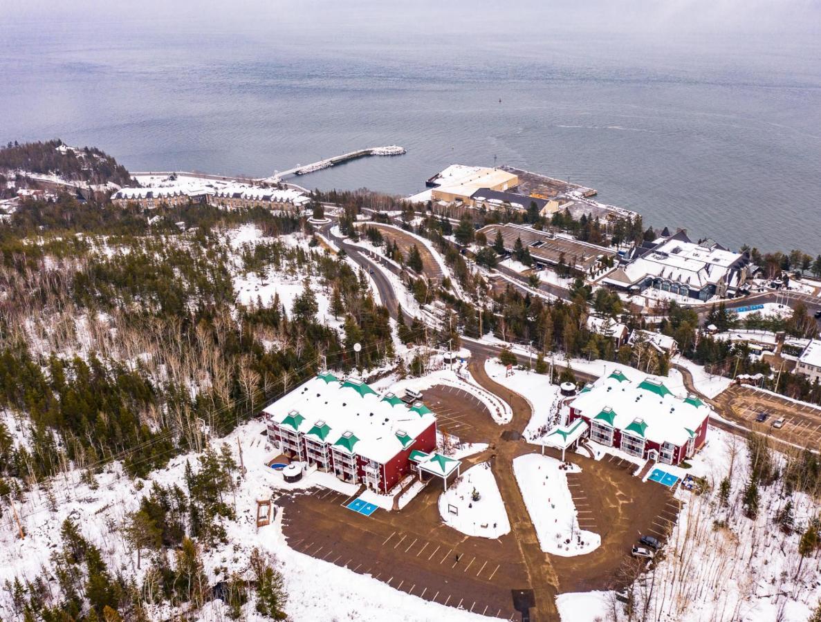 Les Pavillons Du Petit Manoir Du Casino Hotel La Malbaie Exterior foto